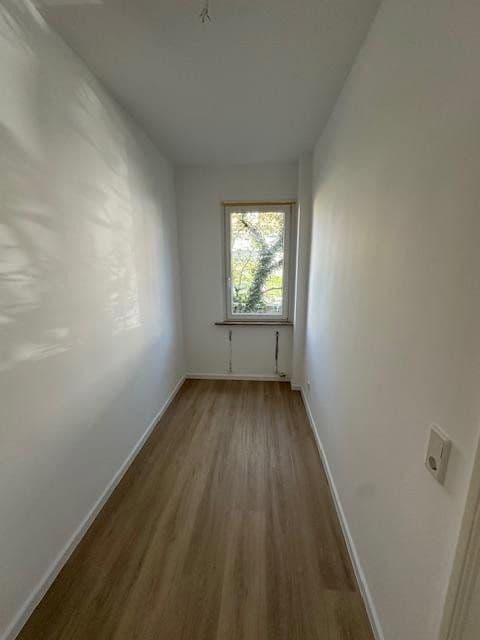 Pronájem bytu 3+1 83 m², Waldstromerstr. 18, Nürnberg, Bavorsko Pronájem bytu 3+1 83 m², Waldstromerstr. 18, Nürnberg, Bavorsko