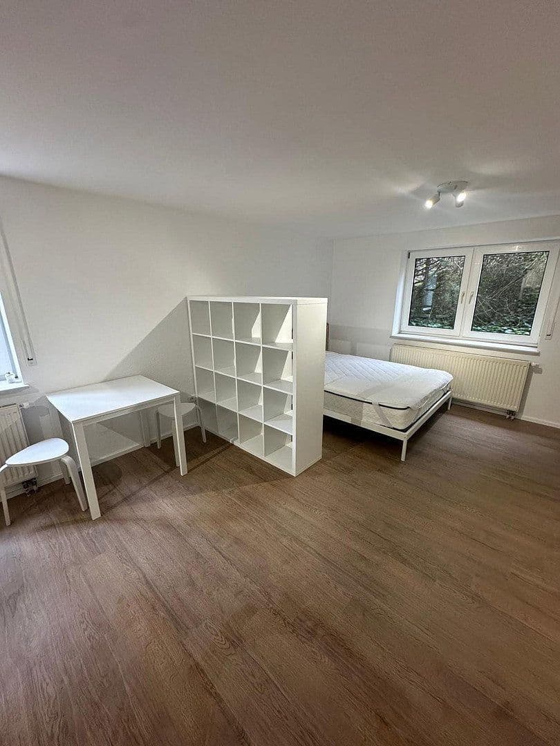 Pronájem bytu 1+1 30 m², Weingärtenstr. 30, Kelsterbach, Hessen Pronájem bytu 1+1 30 m², Weingärtenstr. 30, Kelsterbach, Hessen