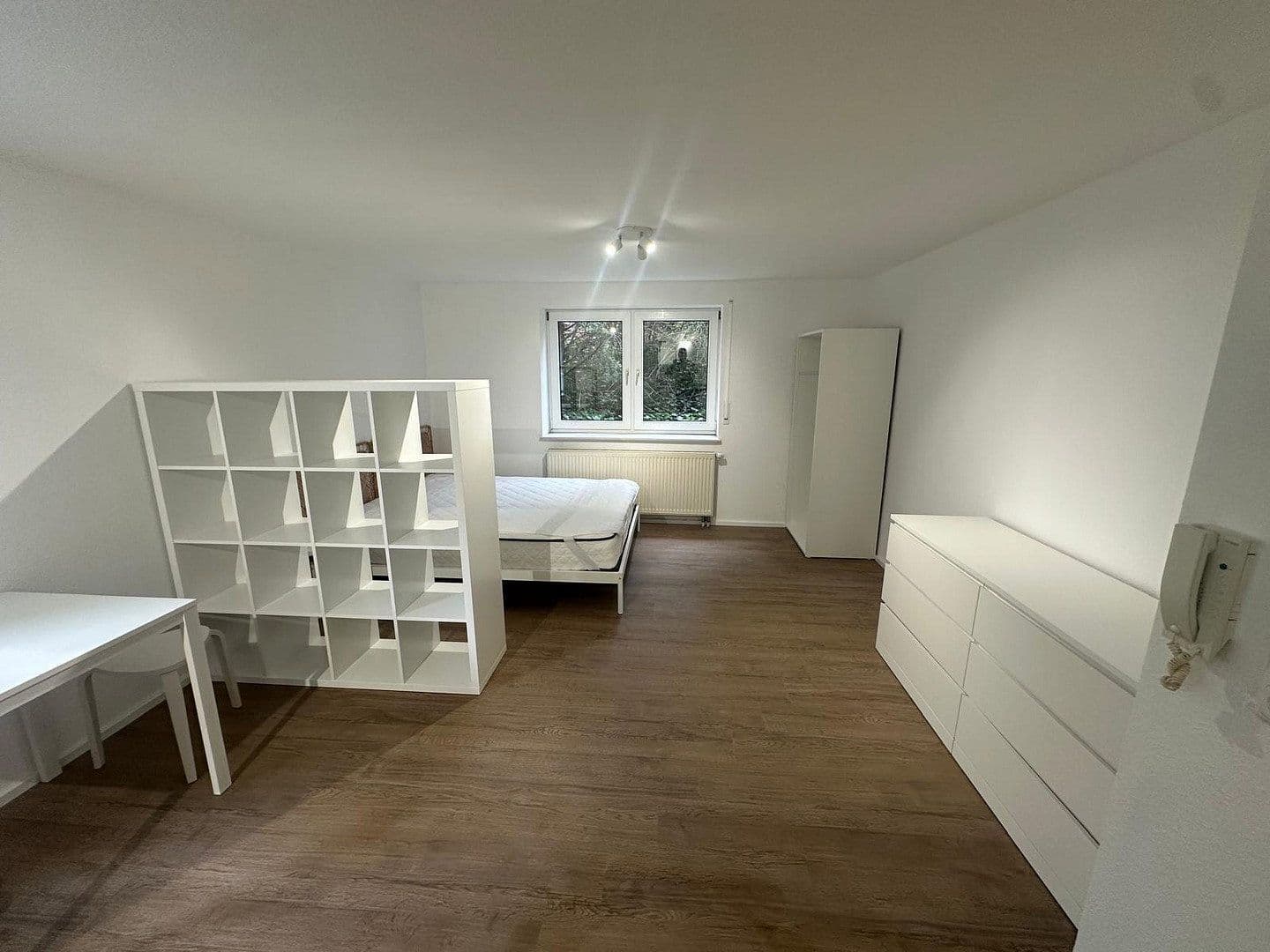 Pronájem bytu 1+1 30 m², Weingärtenstr. 30, Kelsterbach, Hessen Pronájem bytu 1+1 30 m², Weingärtenstr. 30, Kelsterbach, Hessen