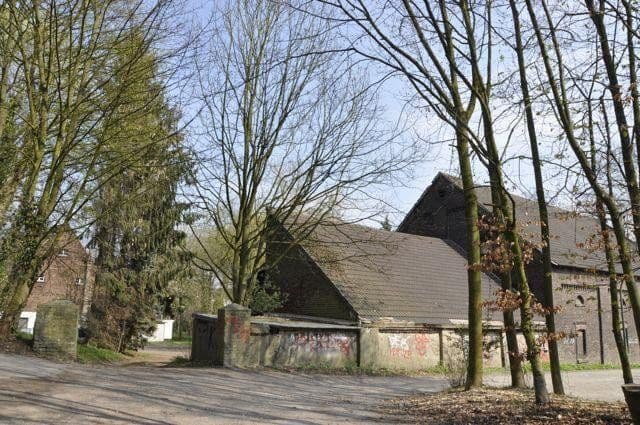 Prodej domu 225 m², pozemek 5.196 m², Zur Hunnenboke 9, Dortmund Bodelschwingh, Severní Porýní-Vestfálsko Prodej domu 225 m², pozemek 5.196 m², Zur Hunnenboke 9, Dortmund Bodelschwingh, Severní Porýní-Vestfálsko