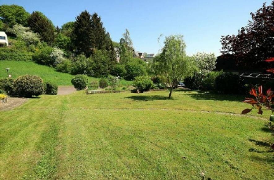 Prodej pozemku 285 m², Saarburg, Porýní-Falc Prodej pozemku 285 m², Saarburg, Porýní-Falc