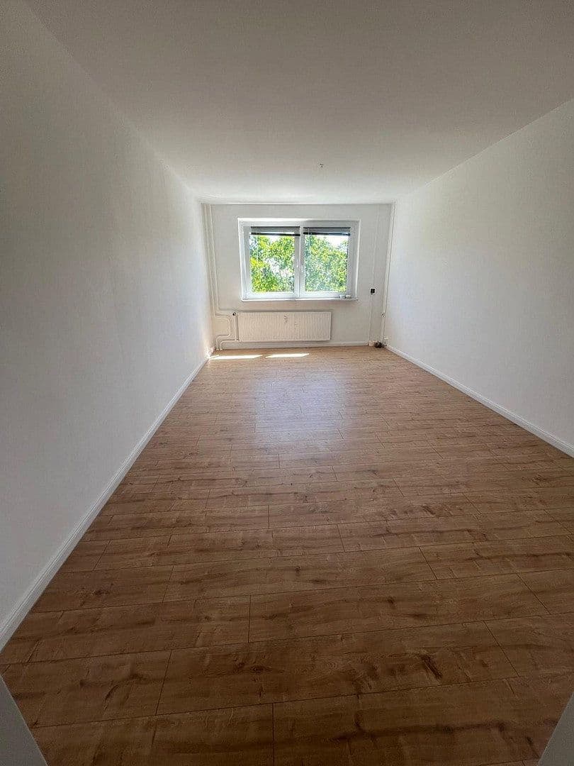 Pronájem bytu 3+1 70 m², Alfred-Haude-Straße 27, Neubrandenburg, Mecklenburg-Vorpommern Pronájem bytu 3+1 70 m², Alfred-Haude-Straße 27, Neubrandenburg, Mecklenburg-Vorpommern