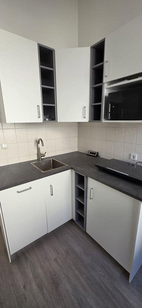 Pronájem kanceláře 93 m², Oraniendamm 26, Berlin, Berlín Pronájem kanceláře 93 m², Oraniendamm 26, Berlin, Berlín