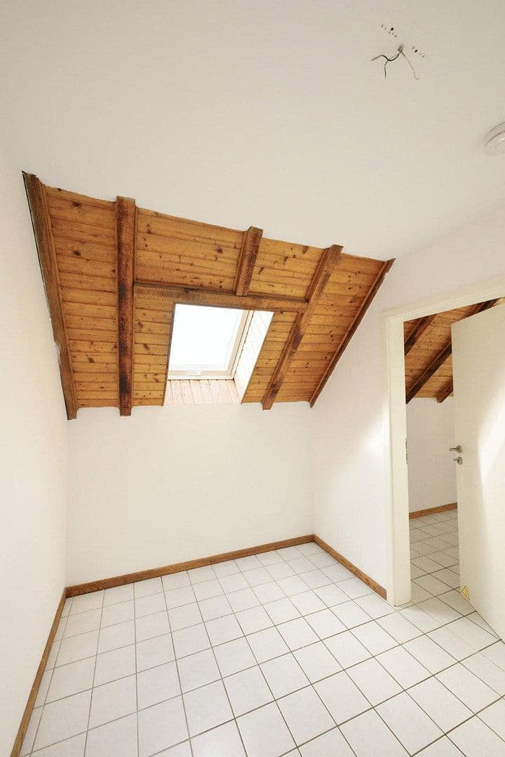Prodej domu 107 m², pozemek 332 m², Mehren, Porýní-Falc Prodej domu 107 m², pozemek 332 m², Mehren, Porýní-Falc