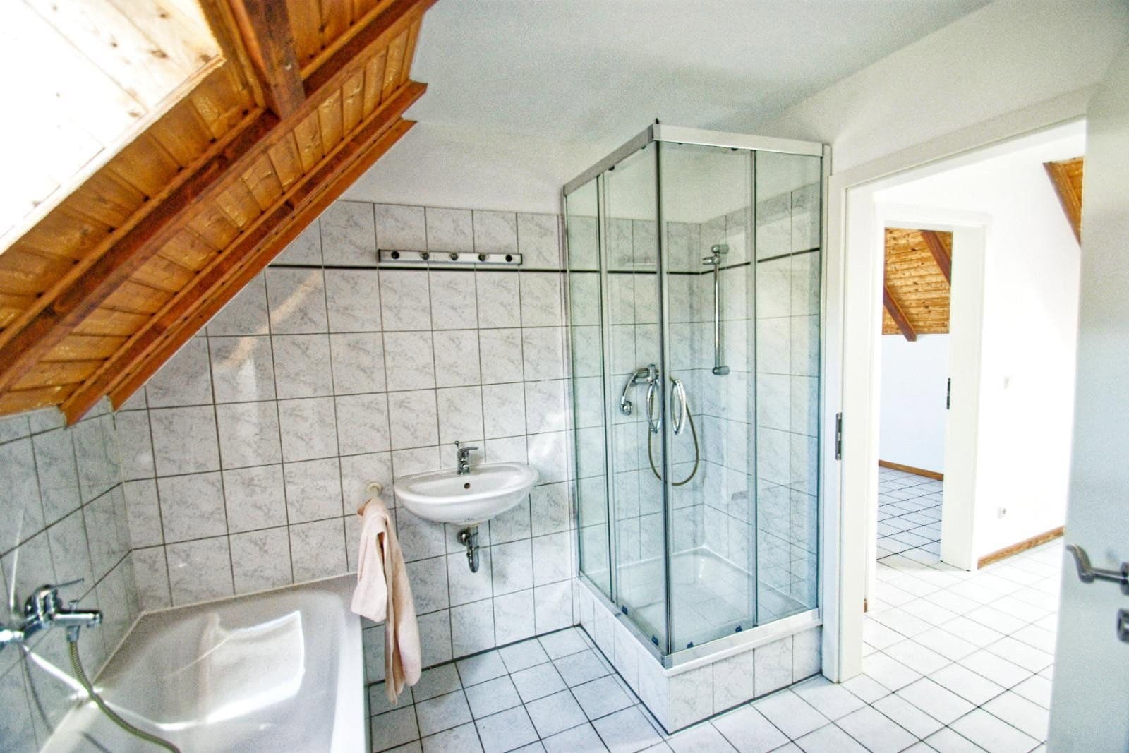 Prodej domu 107 m², pozemek 332 m², Mehren, Porýní-Falc Prodej domu 107 m², pozemek 332 m², Mehren, Porýní-Falc
