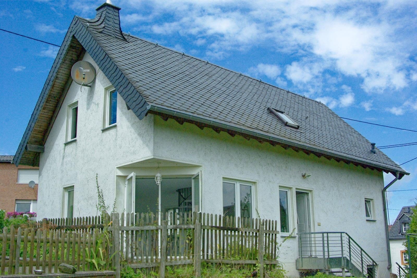 Prodej domu 107 m², pozemek 332 m², Mehren, Porýní-Falc Prodej domu 107 m², pozemek 332 m², Mehren, Porýní-Falc