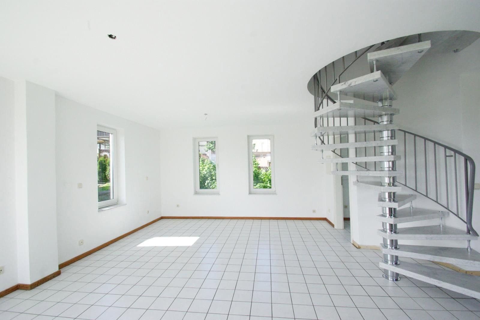 Prodej domu 107 m², pozemek 332 m², Mehren, Porýní-Falc Prodej domu 107 m², pozemek 332 m², Mehren, Porýní-Falc