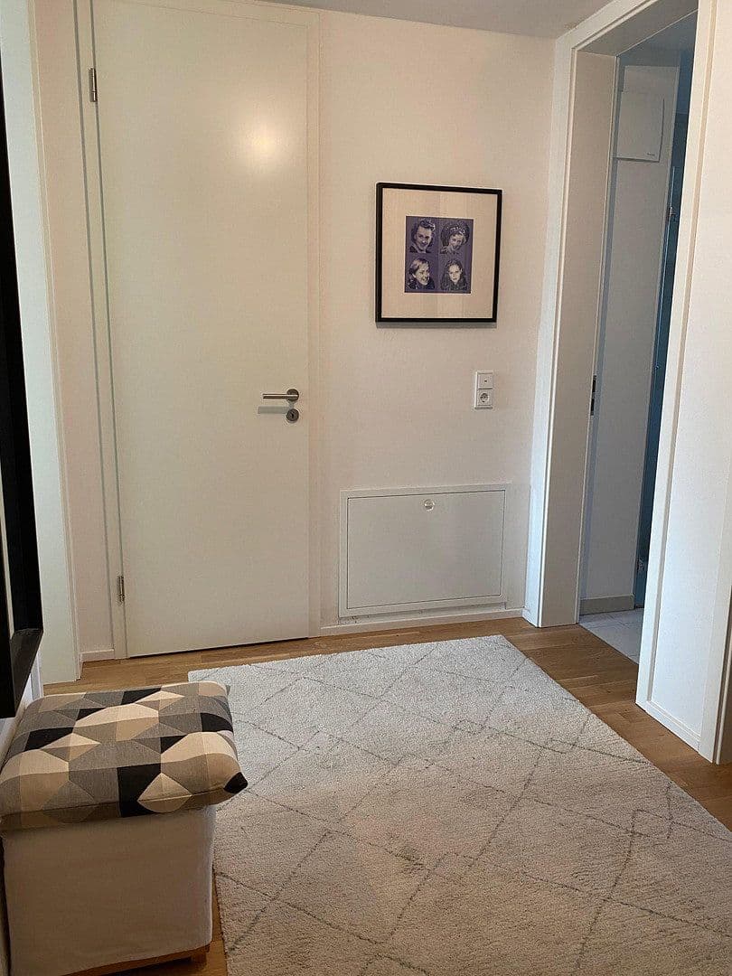 Pronájem domu 139 m², pozemek 122 m², Rotkehlchenweg 134, Wiesbaden, Hessen Pronájem domu 139 m², pozemek 122 m², Rotkehlchenweg 134, Wiesbaden, Hessen