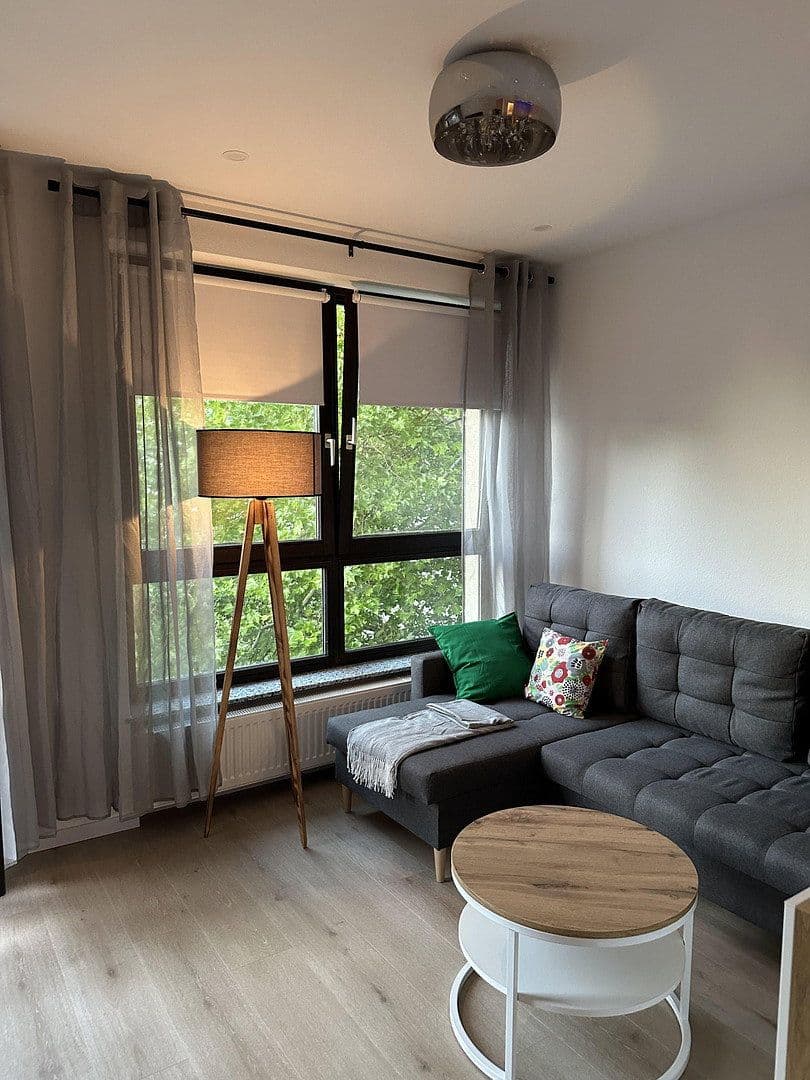 Pronájem bytu 1+kk 45 m², Michael-Müller-Ring 21, Mainz, Porýní-Falc Pronájem bytu 1+kk 45 m², Michael-Müller-Ring 21, Mainz, Porýní-Falc