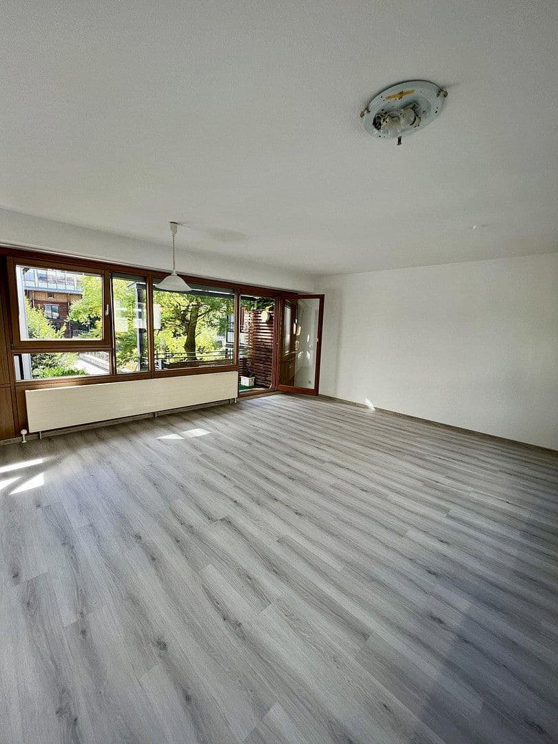Pronájem bytu 3+1 88 m², Wilhelmstr. 37, Böblingen, Bádensko-Württembersko Pronájem bytu 3+1 88 m², Wilhelmstr. 37, Böblingen, Bádensko-Württembersko
