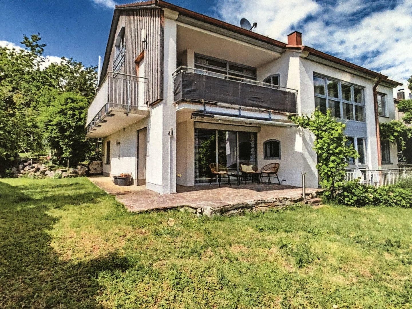 Prodej bytu 4+kk 130 m², Erdweg / Eisenhofen, Bavorsko Prodej bytu 4+kk 130 m², Erdweg / Eisenhofen, Bavorsko