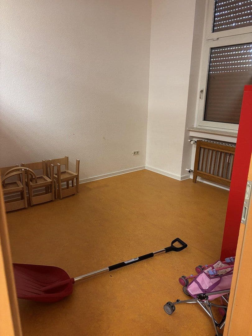Pronájem kanceláře 246 m², Mönchwörthstraße 10-14, Mannheim, Bádensko-Württembersko Pronájem kanceláře 246 m², Mönchwörthstraße 10-14, Mannheim, Bádensko-Württembersko