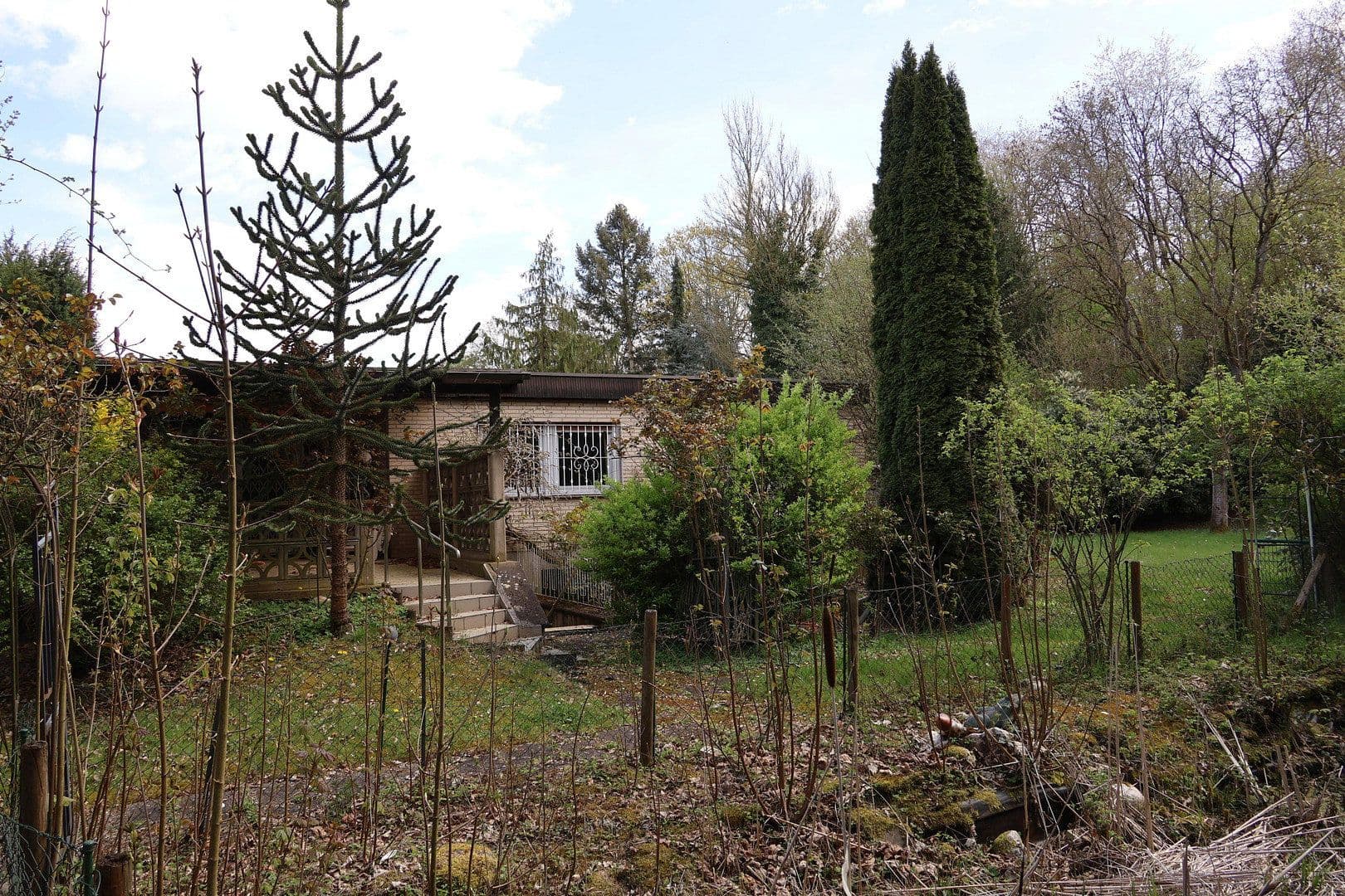 Prodej domu 165 m², pozemek 2.604 m², Moselstrasse 21, Dormagen, Severní Porýní-Vestfálsko Prodej domu 165 m², pozemek 2.604 m², Moselstrasse 21, Dormagen, Severní Porýní-Vestfálsko