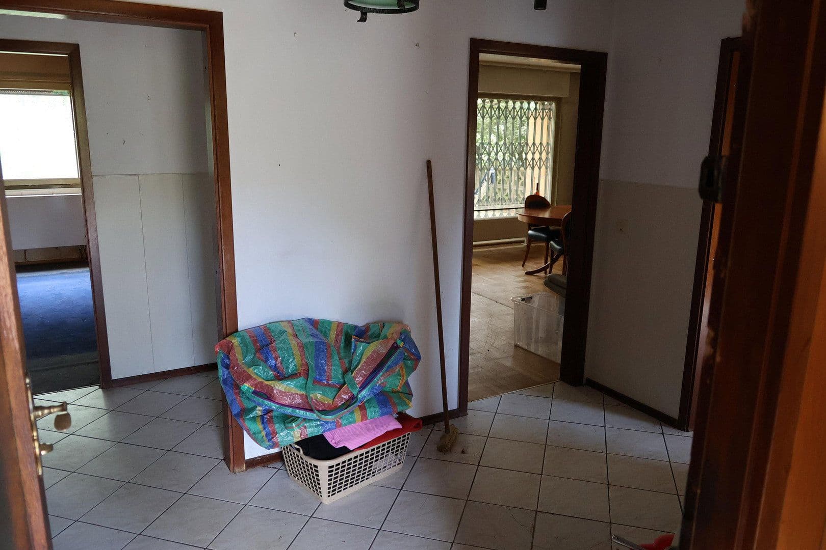 Prodej domu 165 m², pozemek 2.604 m², Moselstrasse 21, Dormagen, Severní Porýní-Vestfálsko Prodej domu 165 m², pozemek 2.604 m², Moselstrasse 21, Dormagen, Severní Porýní-Vestfálsko