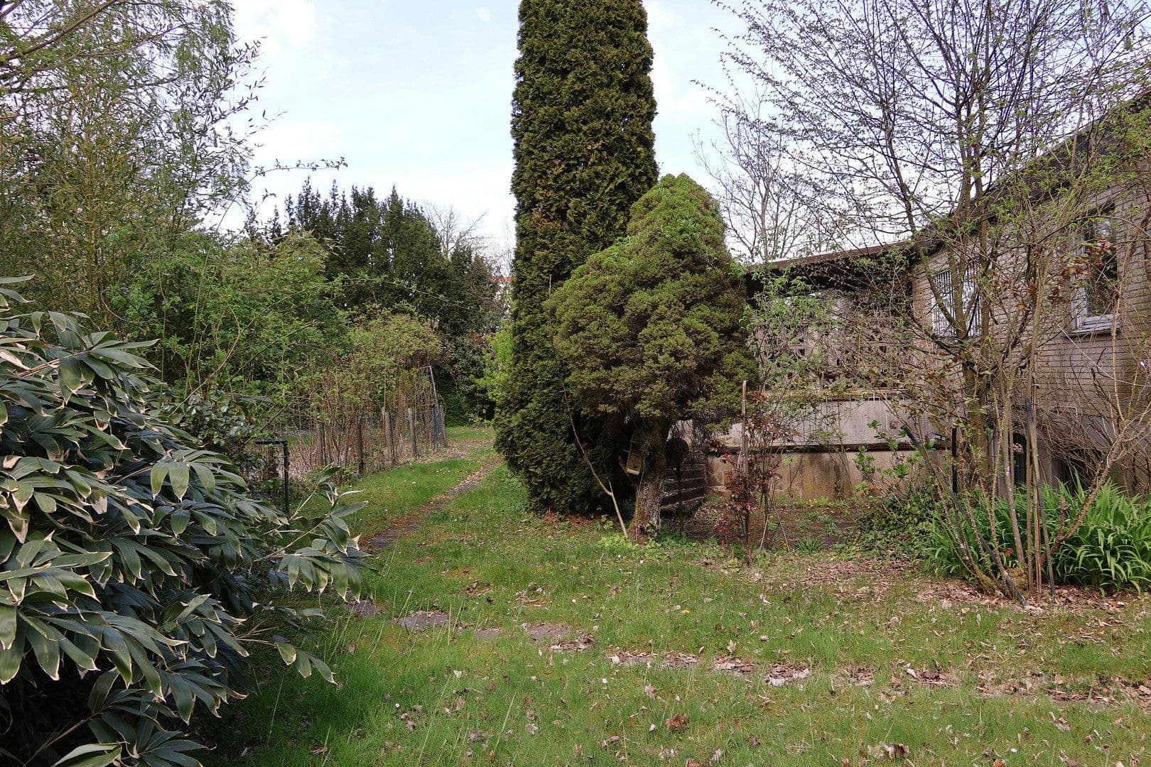 Prodej domu 165 m², pozemek 2.604 m², Moselstrasse 21, Dormagen, Severní Porýní-Vestfálsko Prodej domu 165 m², pozemek 2.604 m², Moselstrasse 21, Dormagen, Severní Porýní-Vestfálsko