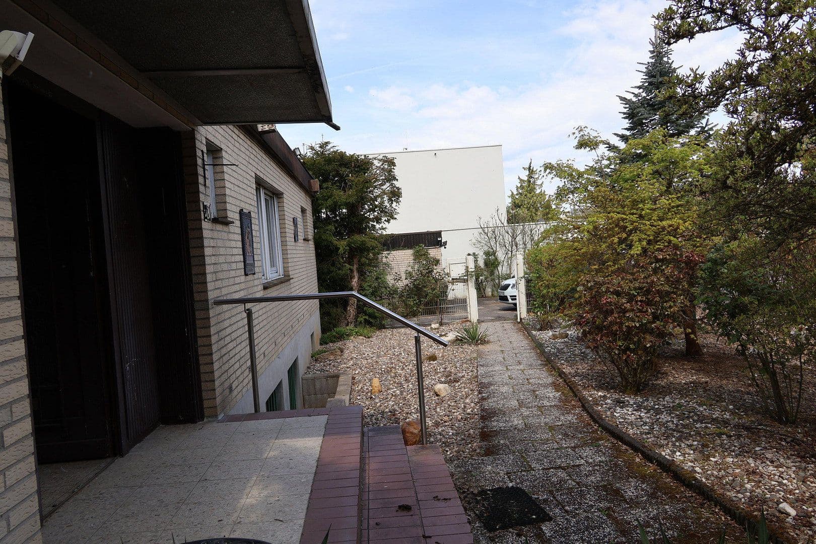 Prodej domu 165 m², pozemek 2.604 m², Moselstrasse 21, Dormagen, Severní Porýní-Vestfálsko Prodej domu 165 m², pozemek 2.604 m², Moselstrasse 21, Dormagen, Severní Porýní-Vestfálsko