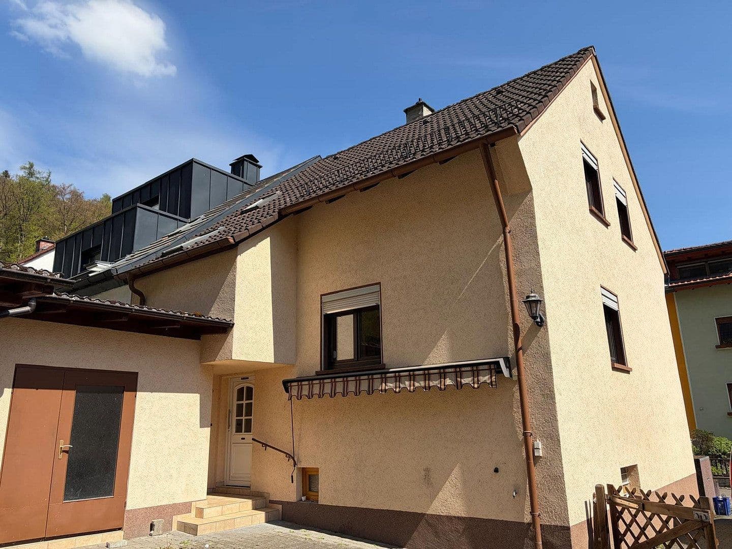 Prodej domu 83 m², pozemek 282 m², Bammental, Bádensko-Württembersko Prodej domu 83 m², pozemek 282 m², Bammental, Bádensko-Württembersko