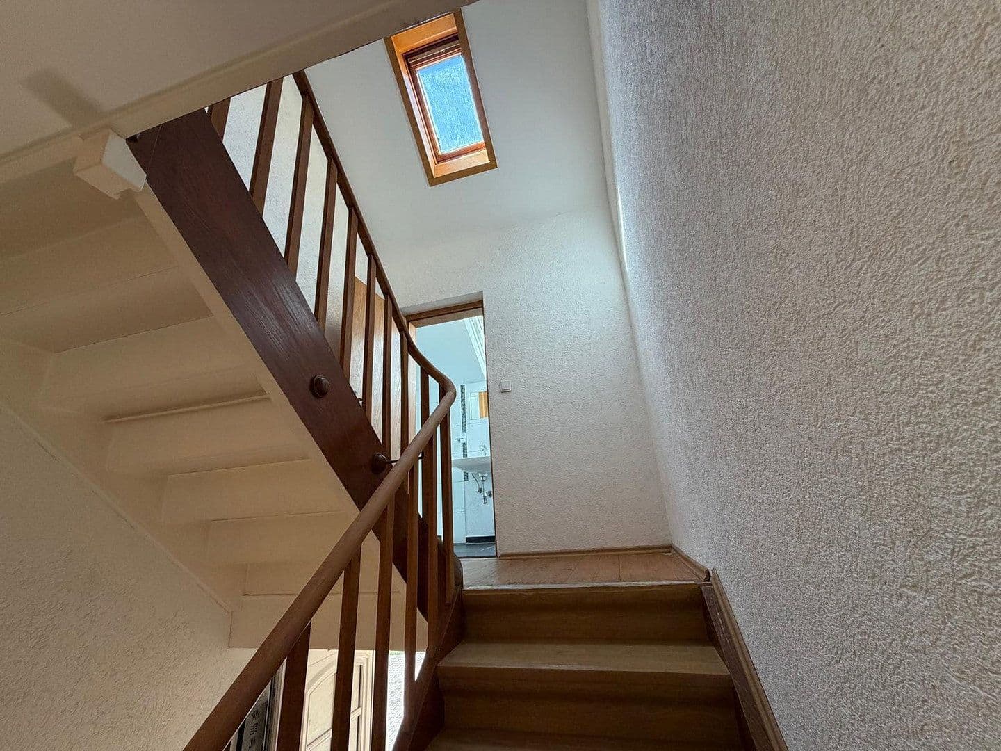 Prodej domu 83 m², pozemek 282 m², Bammental, Bádensko-Württembersko Prodej domu 83 m², pozemek 282 m², Bammental, Bádensko-Württembersko