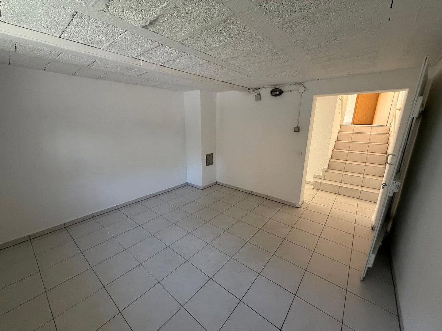 Prodej domu 83 m², pozemek 282 m², Bammental, Bádensko-Württembersko Prodej domu 83 m², pozemek 282 m², Bammental, Bádensko-Württembersko