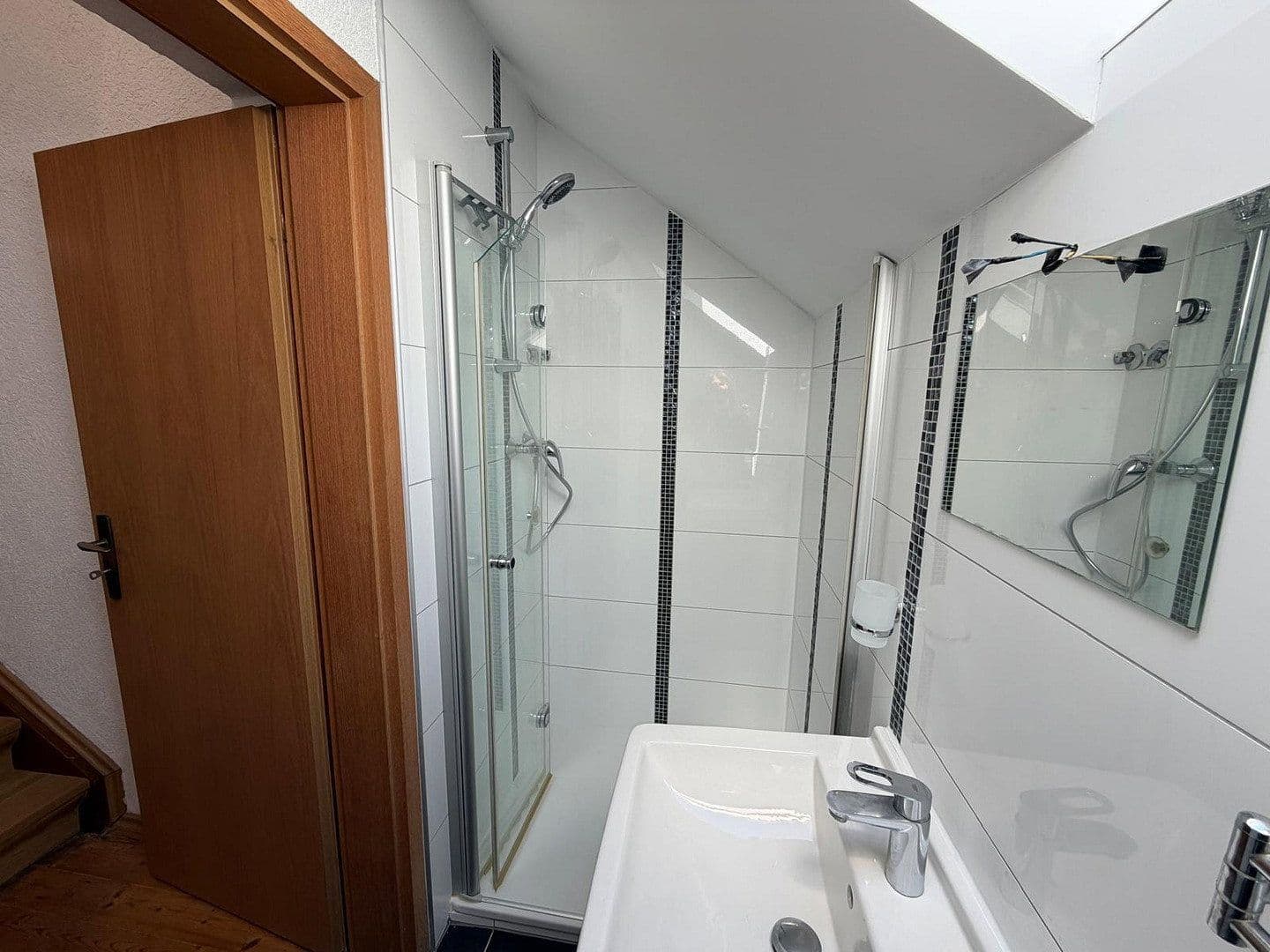 Prodej domu 83 m², pozemek 282 m², Bammental, Bádensko-Württembersko Prodej domu 83 m², pozemek 282 m², Bammental, Bádensko-Württembersko