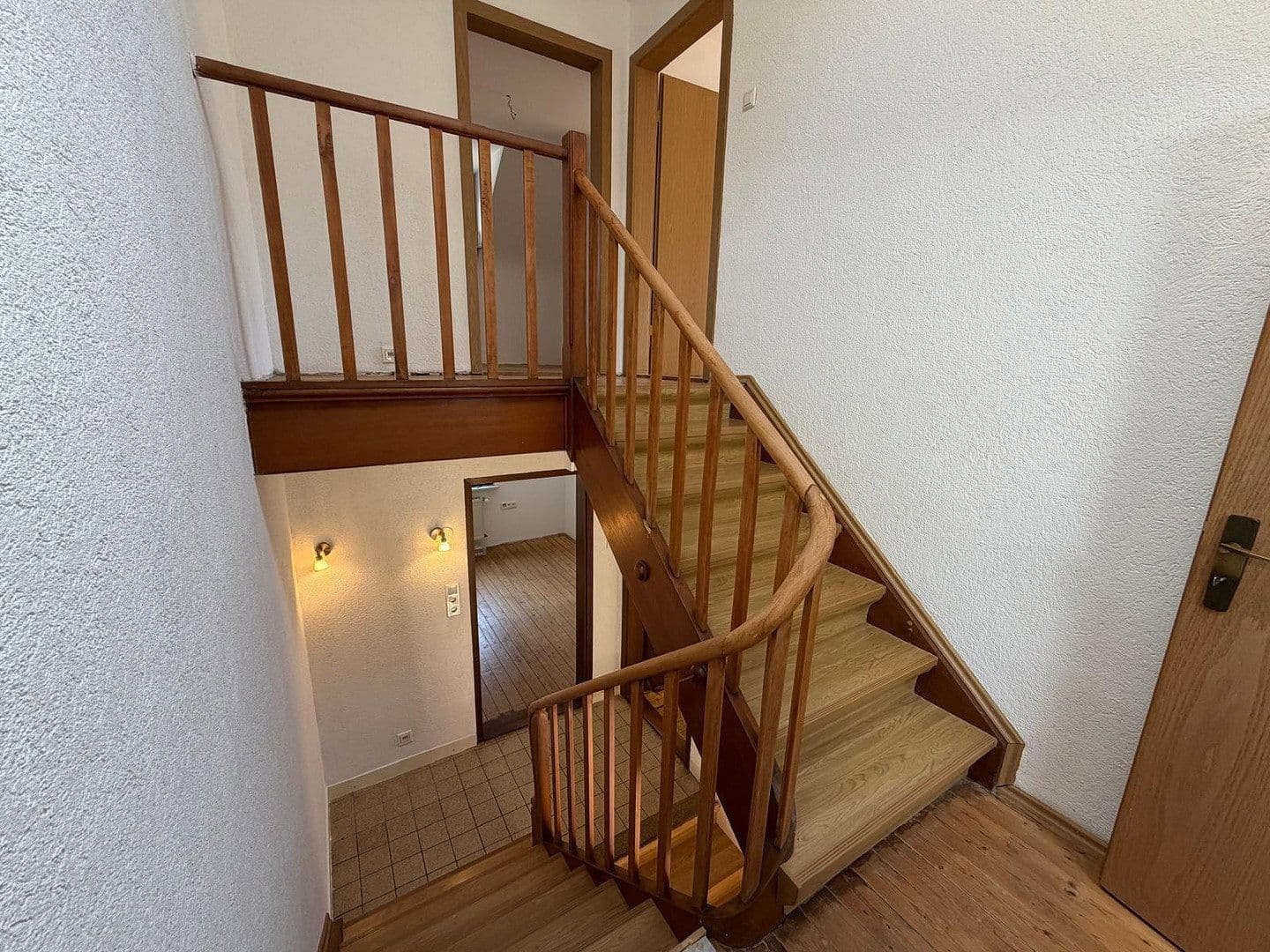 Prodej domu 83 m², pozemek 282 m², Bammental, Bádensko-Württembersko Prodej domu 83 m², pozemek 282 m², Bammental, Bádensko-Württembersko