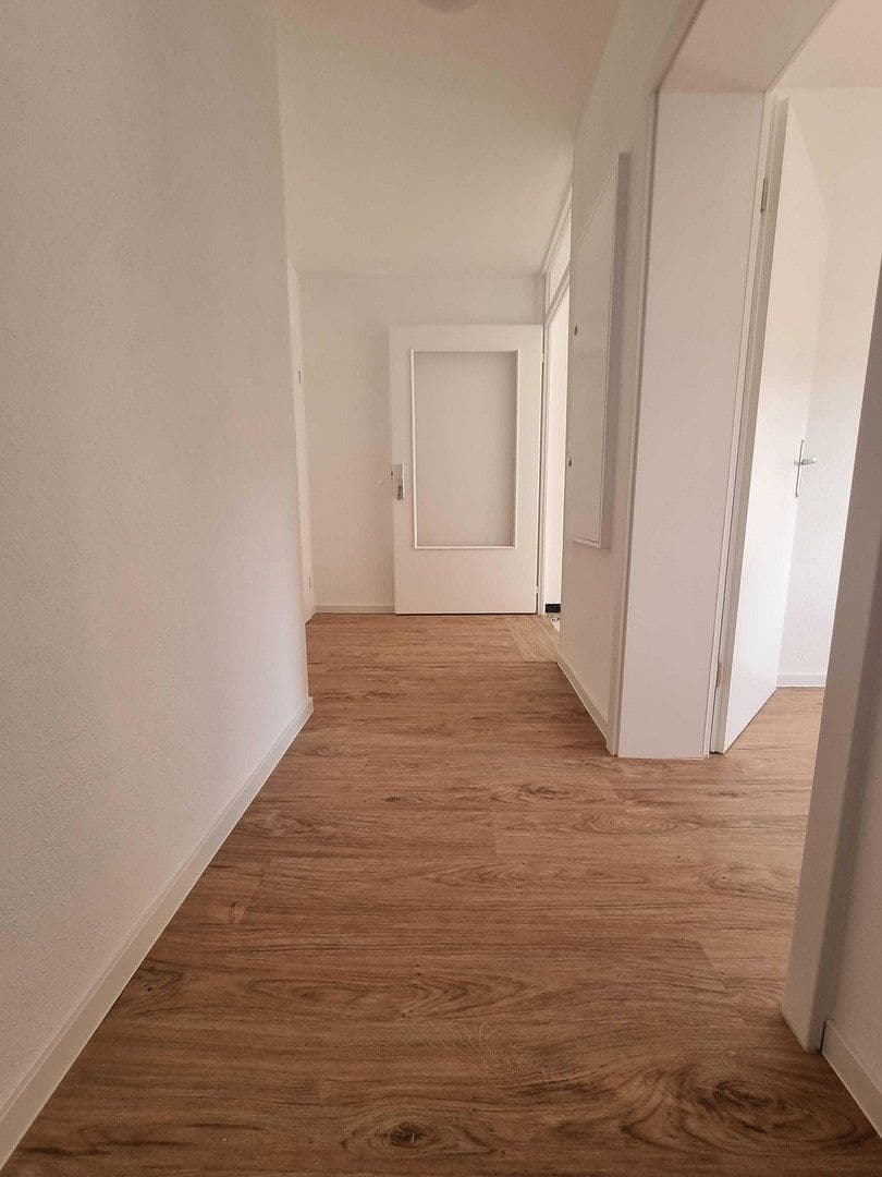 Prodej bytu 3+1 99 m², Eisenbahnstr. 4a, Steinwenden, Porýní-Falc Prodej bytu 3+1 99 m², Eisenbahnstr. 4a, Steinwenden, Porýní-Falc
