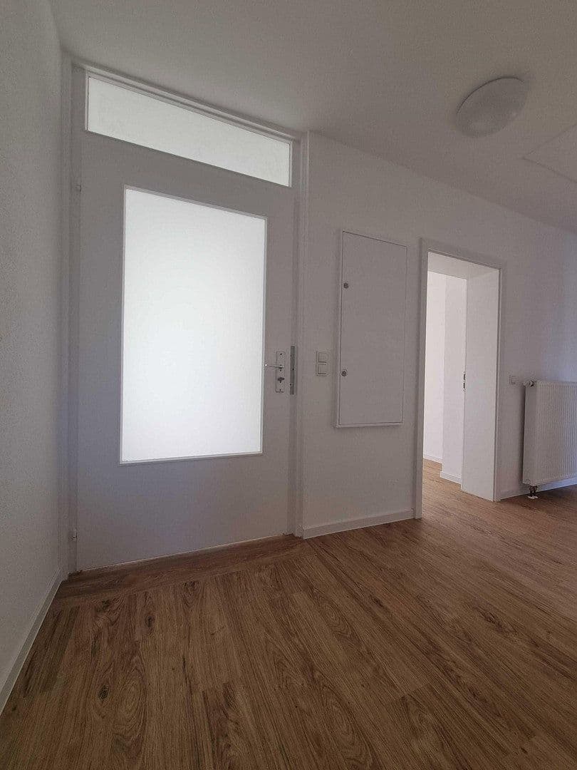 Prodej bytu 3+1 99 m², Eisenbahnstr. 4a, Steinwenden, Porýní-Falc Prodej bytu 3+1 99 m², Eisenbahnstr. 4a, Steinwenden, Porýní-Falc