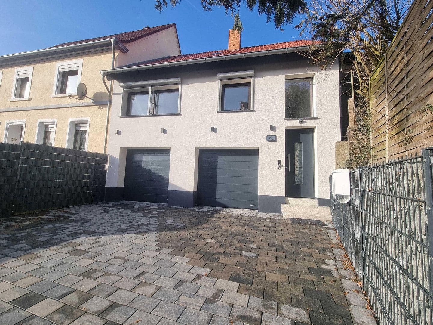 Prodej bytu 3+1 99 m², Eisenbahnstr. 4a, Steinwenden, Porýní-Falc Prodej bytu 3+1 99 m², Eisenbahnstr. 4a, Steinwenden, Porýní-Falc