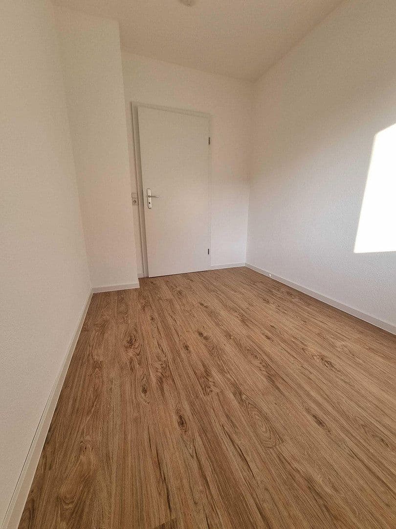 Prodej bytu 3+1 99 m², Eisenbahnstr. 4a, Steinwenden, Porýní-Falc Prodej bytu 3+1 99 m², Eisenbahnstr. 4a, Steinwenden, Porýní-Falc