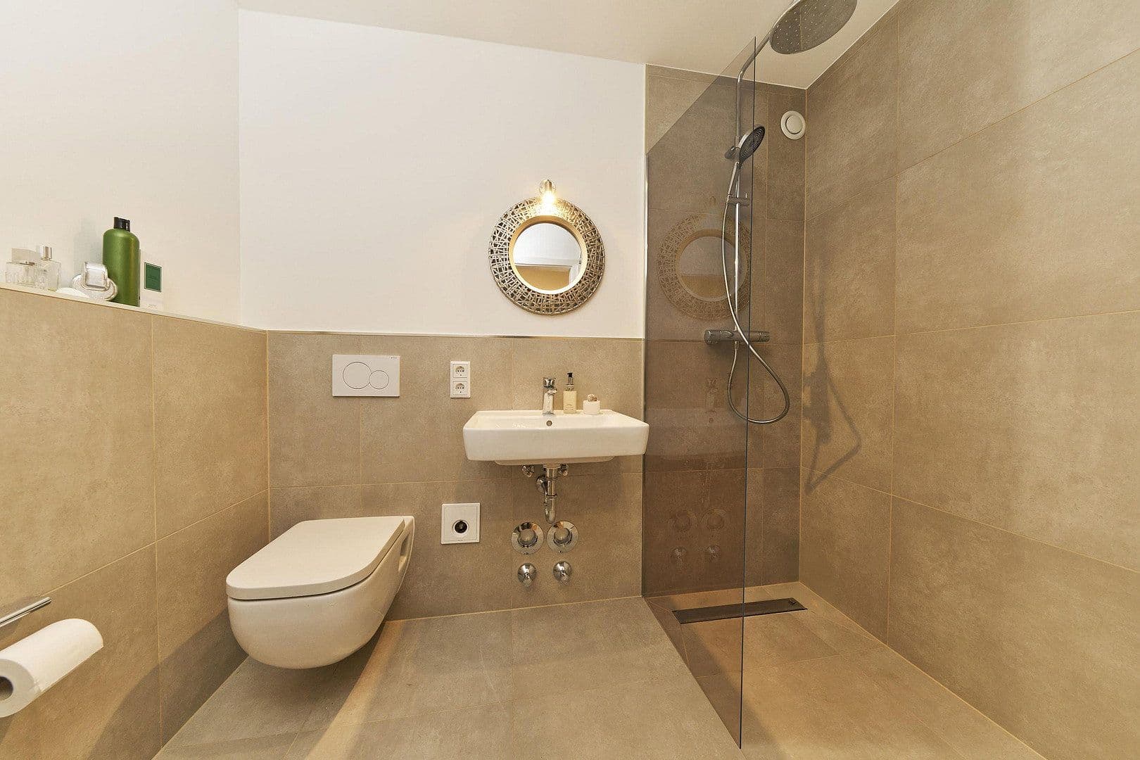 Pronájem bytu 2+1 51 m², München, Bavorsko Pronájem bytu 2+1 51 m², München, Bavorsko