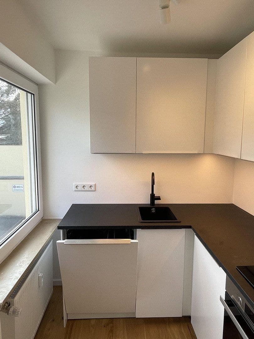 Pronájem bytu 2+1 51 m², München, Bavorsko Pronájem bytu 2+1 51 m², München, Bavorsko