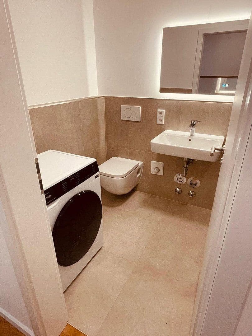 Pronájem bytu 2+1 51 m², München, Bavorsko Pronájem bytu 2+1 51 m², München, Bavorsko