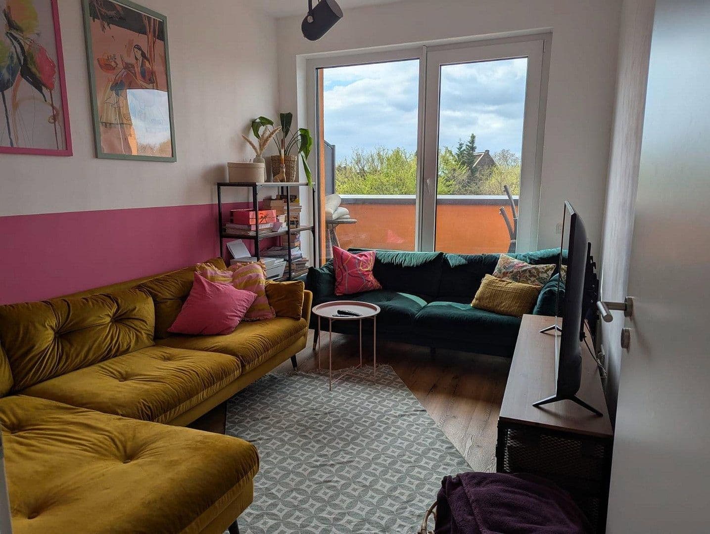 Pronájem bytu 4+1 110 m², Prinz-Ferdiand-Str. 142, Krefeld, Severní Porýní-Vestfálsko Pronájem bytu 4+1 110 m², Prinz-Ferdiand-Str. 142, Krefeld, Severní Porýní-Vestfálsko