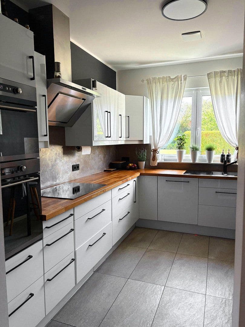 Prodej domu 230 m², pozemek 763 m², Berlin, Berlín Prodej domu 230 m², pozemek 763 m², Berlin, Berlín
