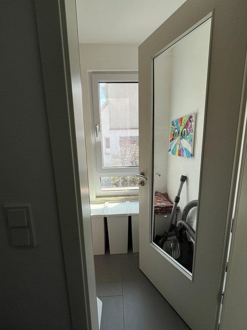 Prodej domu 150 m², pozemek 380 m², Frankfurt, Hessen Prodej domu 150 m², pozemek 380 m², Frankfurt, Hessen