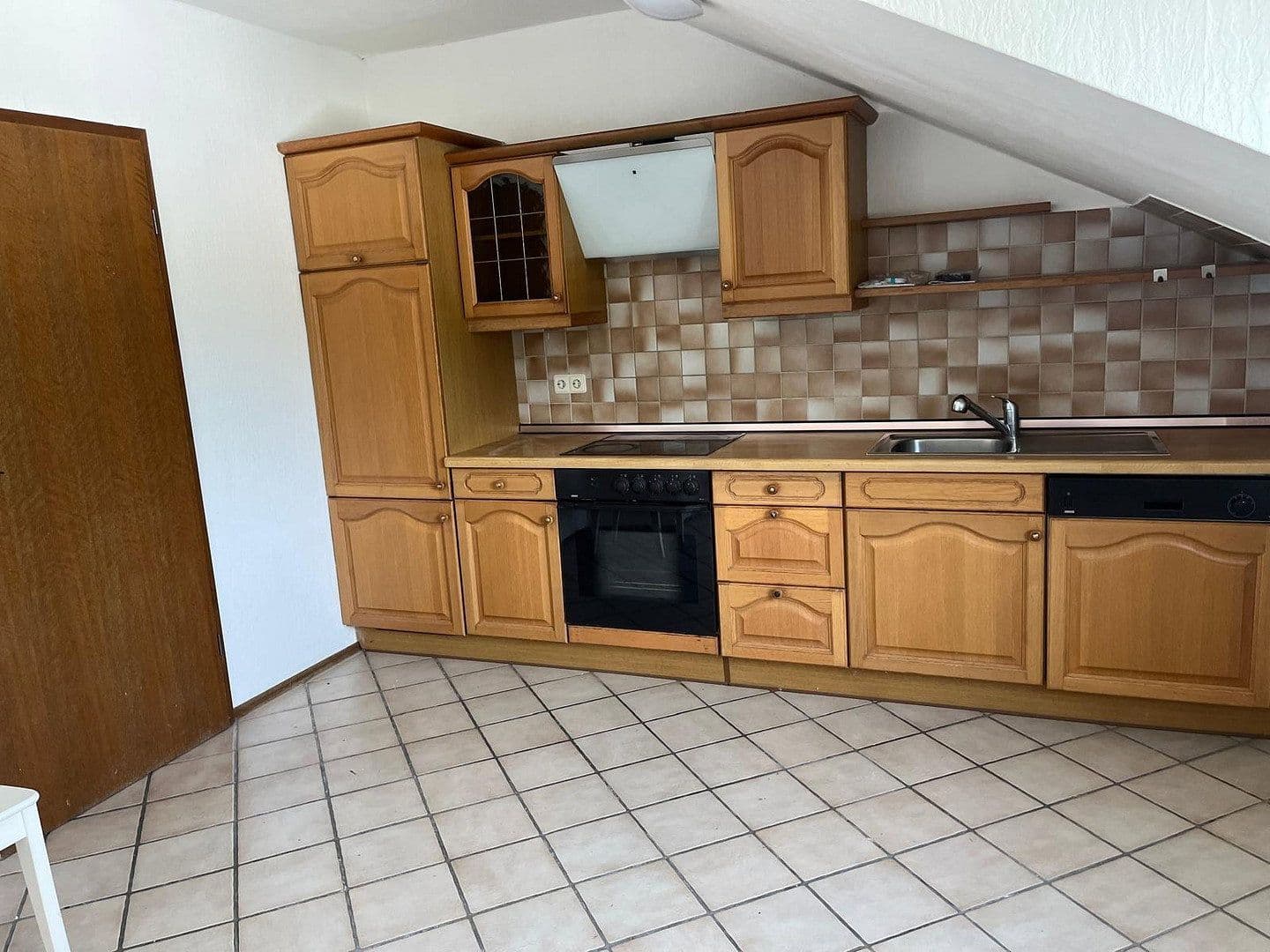 Pronájem bytu 1+kk 47 m², Wiesloch, Bádensko-Württembersko Pronájem bytu 1+kk 47 m², Wiesloch, Bádensko-Württembersko