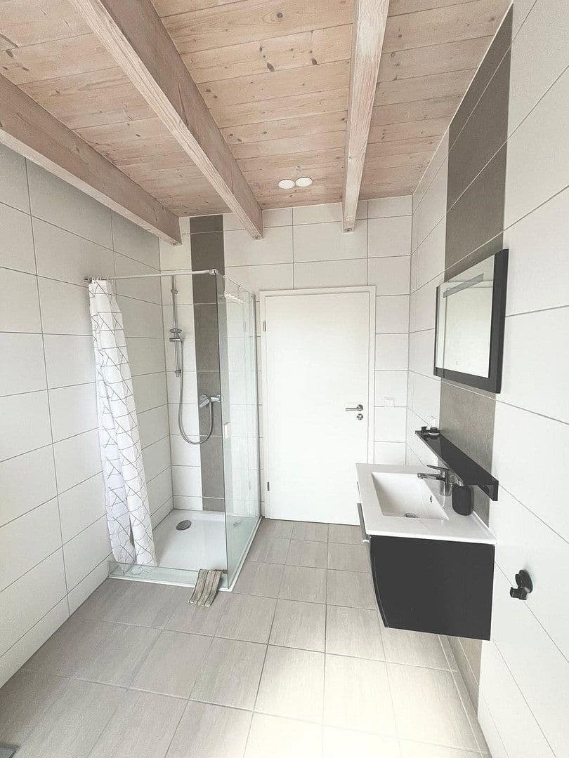 Pronájem bytu 2+1 48 m², Neckargatrtacher Str. 15, Heilbronn, Bádensko-Württembersko Pronájem bytu 2+1 48 m², Neckargatrtacher Str. 15, Heilbronn, Bádensko-Württembersko