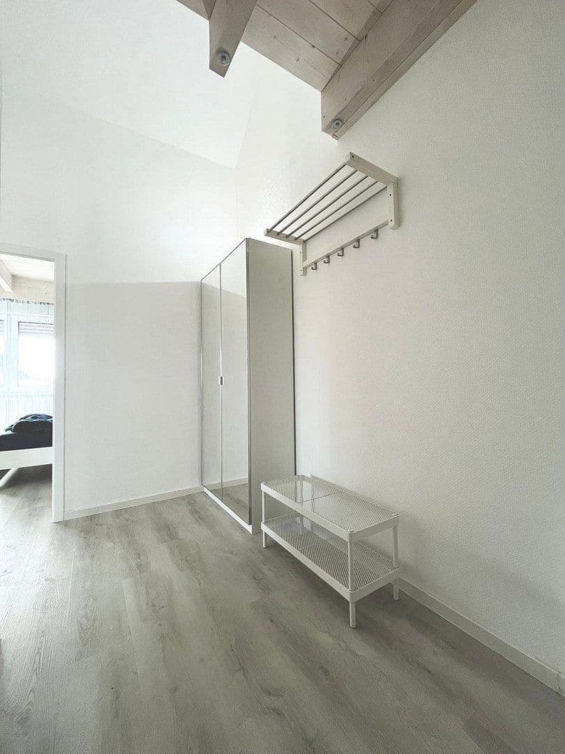 Pronájem bytu 2+1 48 m², Neckargatrtacher Str. 15, Heilbronn, Bádensko-Württembersko Pronájem bytu 2+1 48 m², Neckargatrtacher Str. 15, Heilbronn, Bádensko-Württembersko