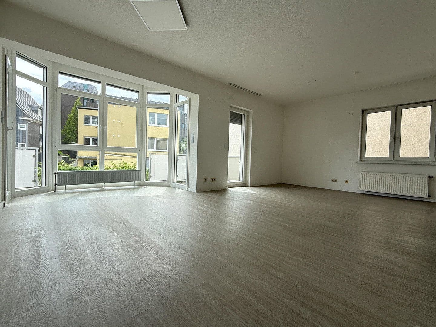 Pronájem bytu 2+1 83 m², Gummersbach, Severní Porýní-Vestfálsko Pronájem bytu 2+1 83 m², Gummersbach, Severní Porýní-Vestfálsko