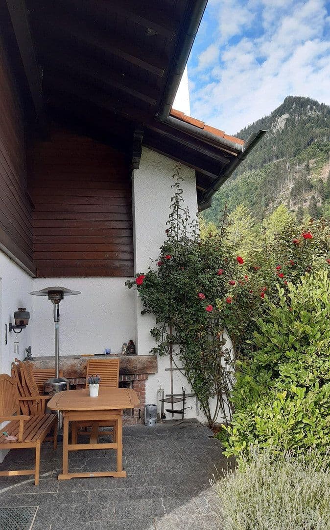 Prodej domu 200 m², pozemek 874 m², An der Schanz 1a, Burgberg im Allgäu, Bavorsko Prodej domu 200 m², pozemek 874 m², An der Schanz 1a, Burgberg im Allgäu, Bavorsko