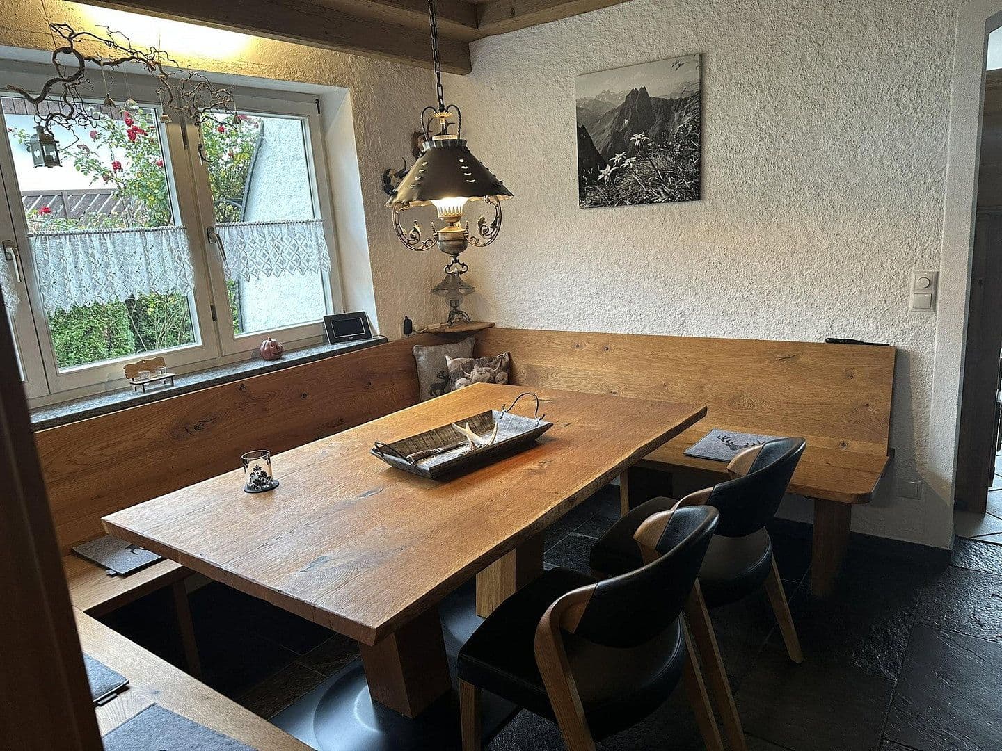 Prodej domu 200 m², pozemek 874 m², An der Schanz 1a, Burgberg im Allgäu, Bavorsko Prodej domu 200 m², pozemek 874 m², An der Schanz 1a, Burgberg im Allgäu, Bavorsko