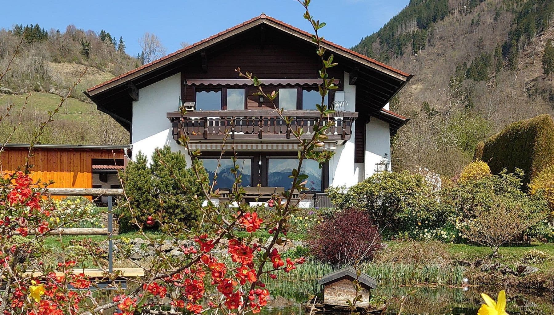 Prodej domu 200 m², pozemek 874 m², An der Schanz 1a, Burgberg im Allgäu, Bavorsko Prodej domu 200 m², pozemek 874 m², An der Schanz 1a, Burgberg im Allgäu, Bavorsko