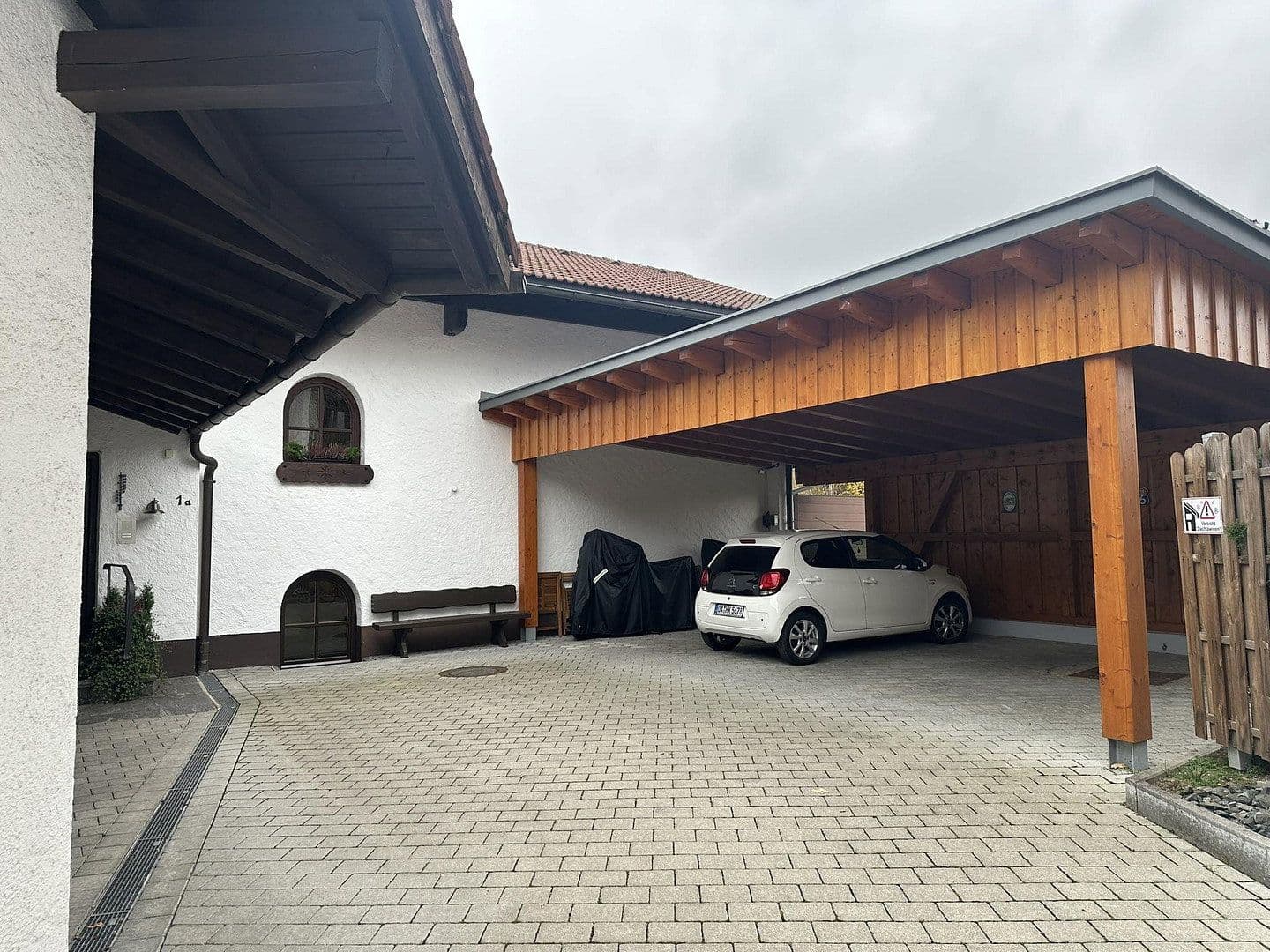 Prodej domu 200 m², pozemek 874 m², An der Schanz 1a, Burgberg im Allgäu, Bavorsko Prodej domu 200 m², pozemek 874 m², An der Schanz 1a, Burgberg im Allgäu, Bavorsko