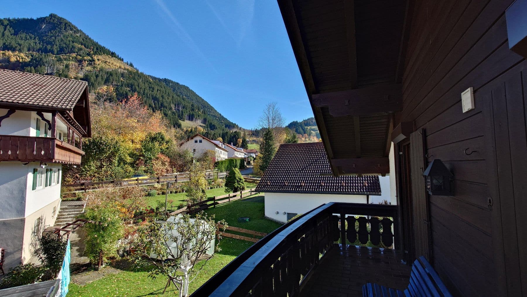 Prodej domu 200 m², pozemek 874 m², An der Schanz 1a, Burgberg im Allgäu, Bavorsko Prodej domu 200 m², pozemek 874 m², An der Schanz 1a, Burgberg im Allgäu, Bavorsko