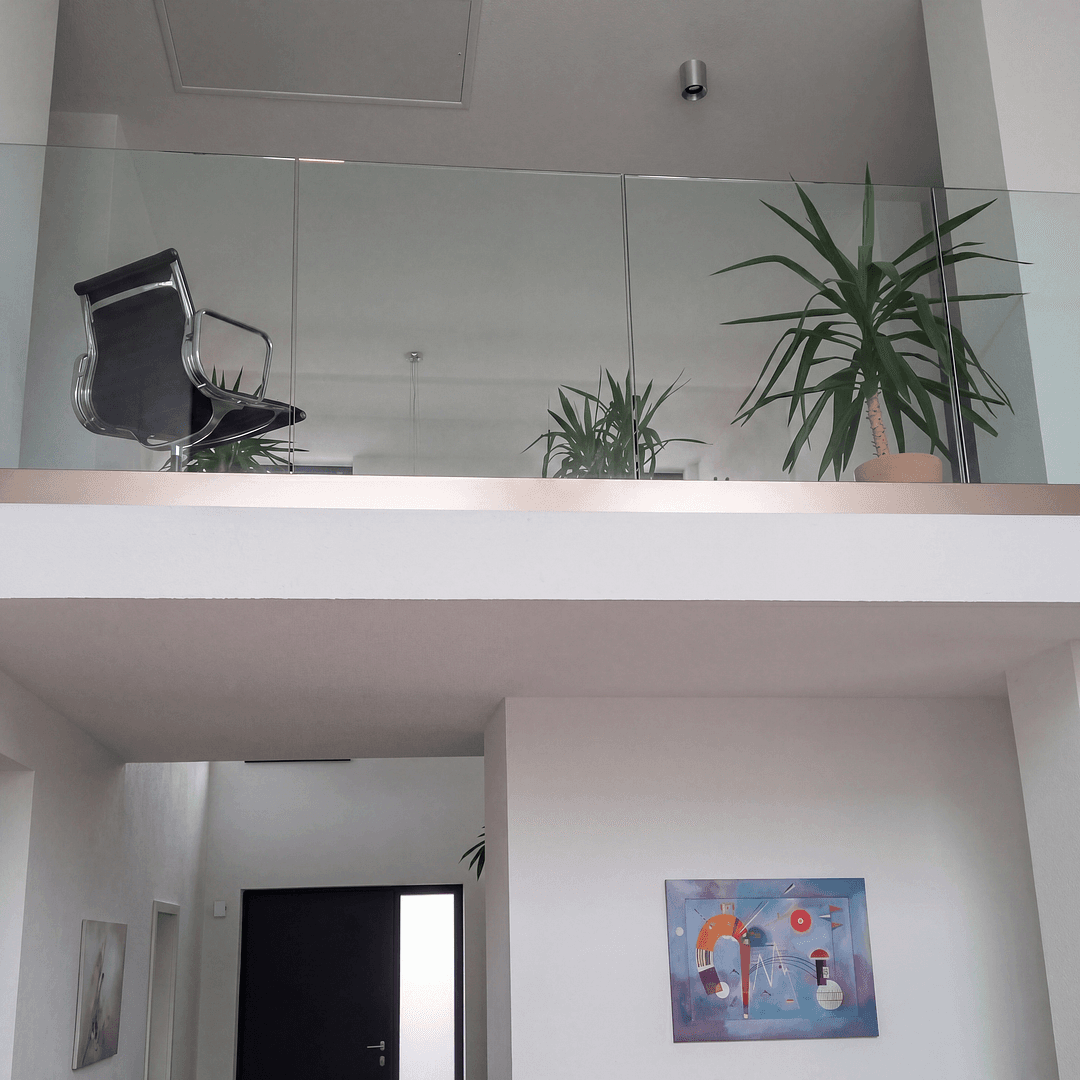 Prodej domu 220 m², pozemek 600 m², Kleines Wiesental, Bádensko-Württembersko Prodej domu 220 m², pozemek 600 m², Kleines Wiesental, Bádensko-Württembersko