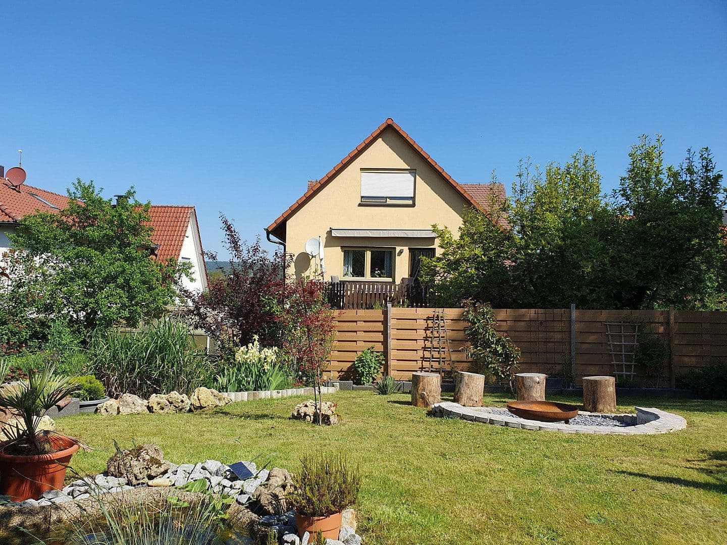 Prodej bytu 4+kk 171 m², Henfenfeld, Bavorsko Prodej bytu 4+kk 171 m², Henfenfeld, Bavorsko