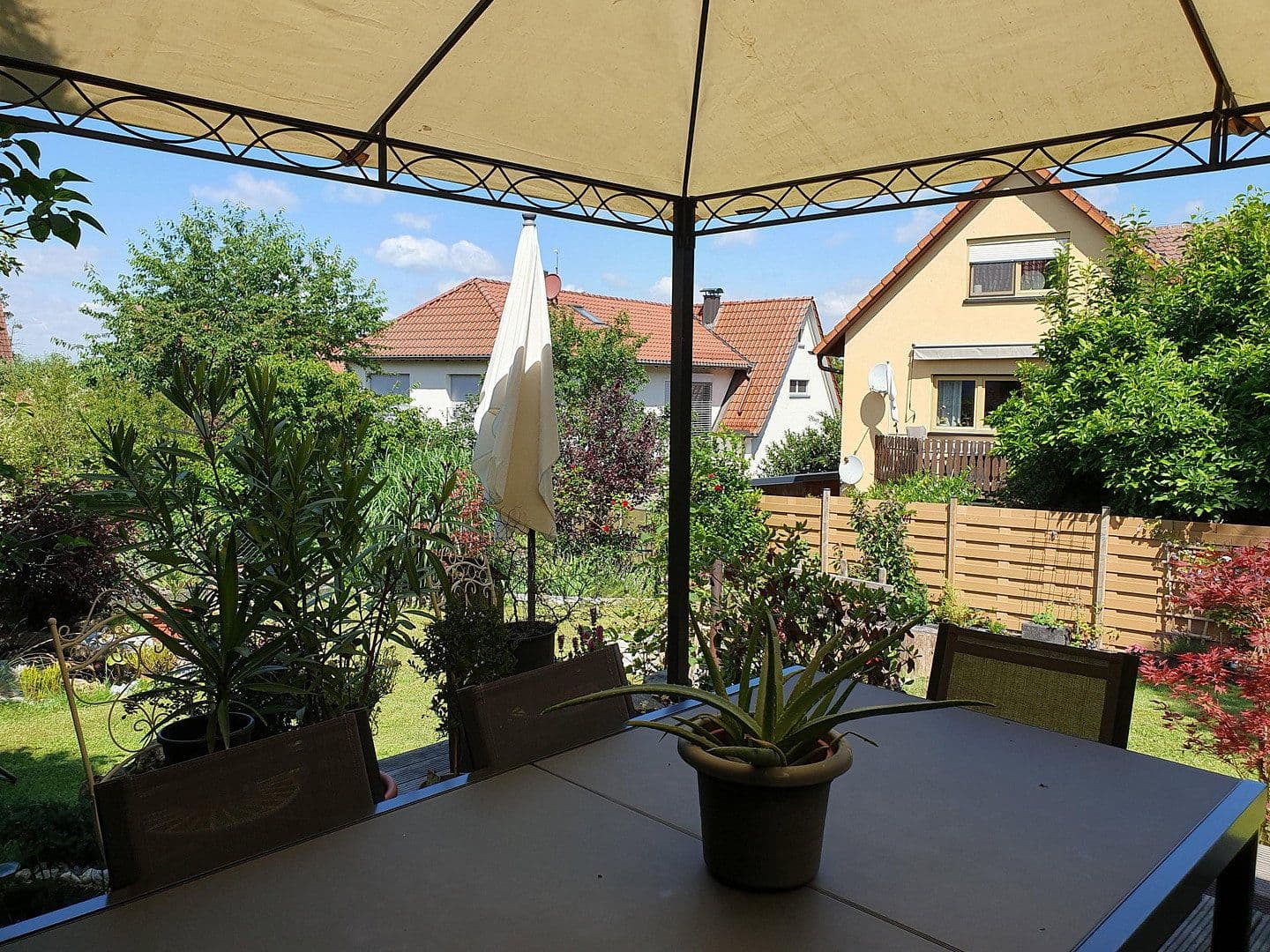 Prodej bytu 4+kk 171 m², Henfenfeld, Bavorsko Prodej bytu 4+kk 171 m², Henfenfeld, Bavorsko