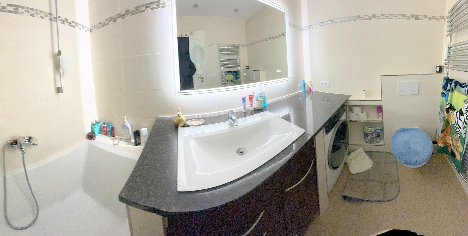 Pronájem bytu 3+kk 143 m², Karlsruhe-Neureut, Bádensko-Württembersko Pronájem bytu 3+kk 143 m², Karlsruhe-Neureut, Bádensko-Württembersko
