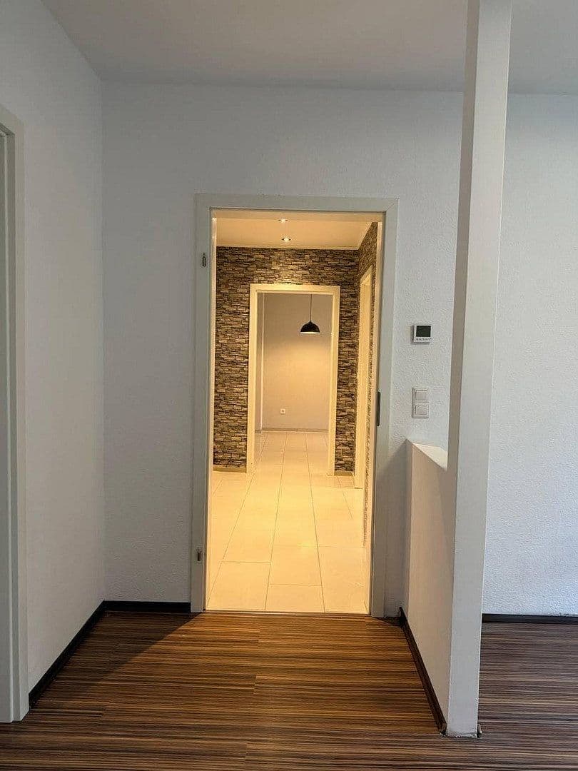 Prodej bytu 3+1 75 m², Horsterstrasse 434, Gelsenkirchen, Severní Porýní-Vestfálsko Prodej bytu 3+1 75 m², Horsterstrasse 434, Gelsenkirchen, Severní Porýní-Vestfálsko