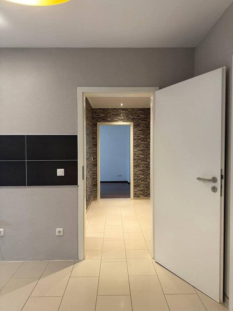 Prodej bytu 3+1 75 m², Horsterstrasse 434, Gelsenkirchen, Severní Porýní-Vestfálsko Prodej bytu 3+1 75 m², Horsterstrasse 434, Gelsenkirchen, Severní Porýní-Vestfálsko